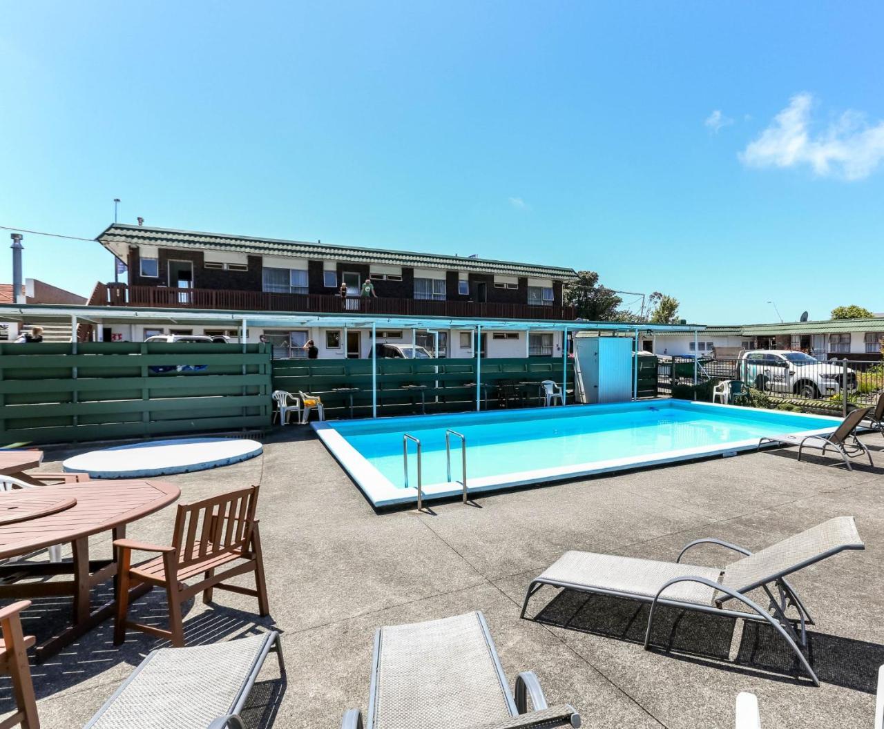 Flamingo Motel New Plymouth Exterior foto